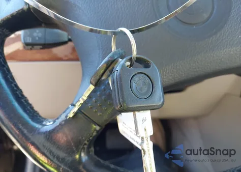 1992 BMW 535 I Automatic z USA, uszkodzony, nr VIN WBAHD2312NBF73484